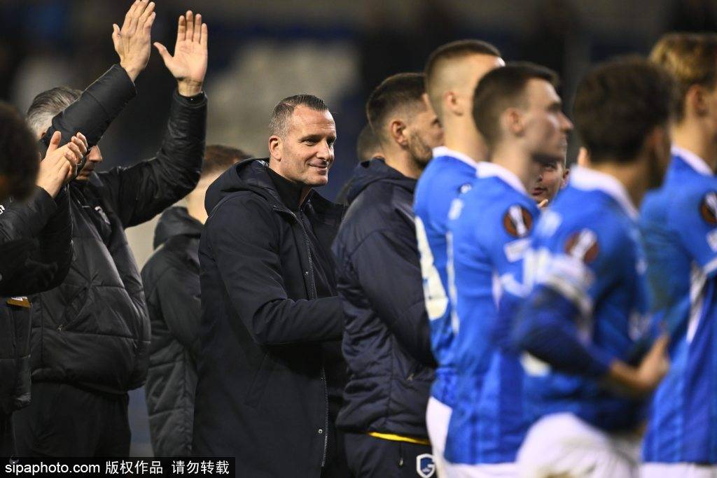 一夜载入俱乐部史册:弗赖堡与美因茨联手上演德甲小队的欧战奇迹